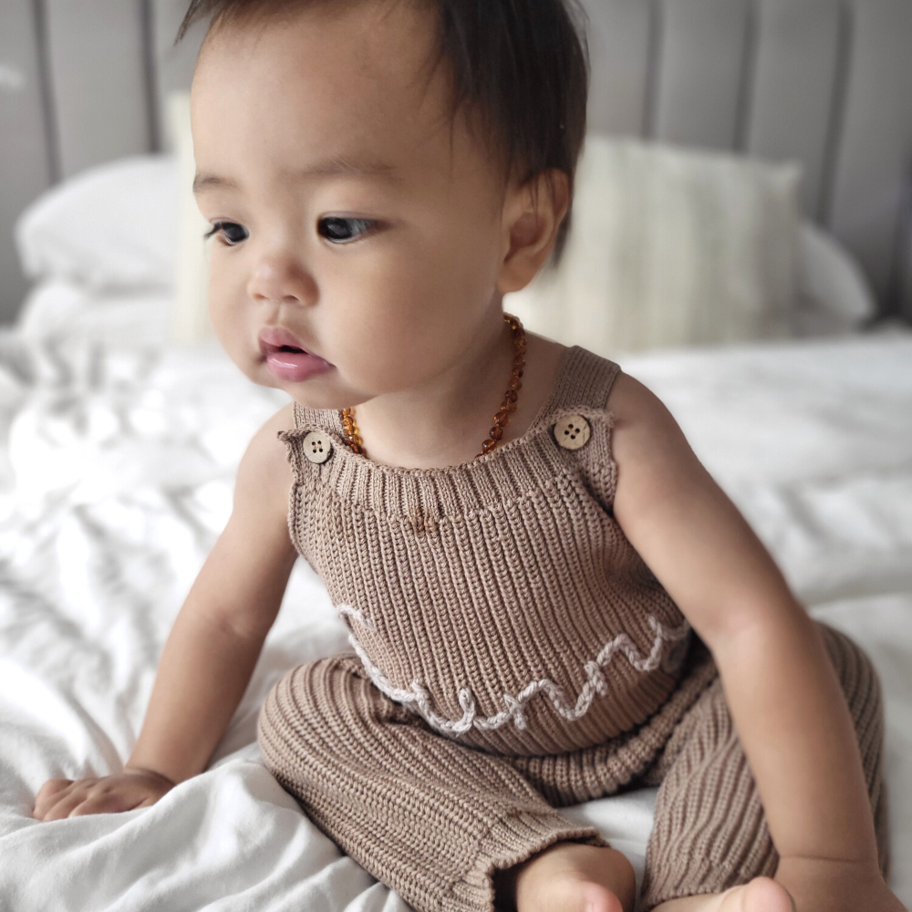 CHOCOLATE OVERALL KNIT